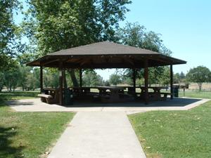 Cottonwood picnic site at William B. Pond Recreation Area